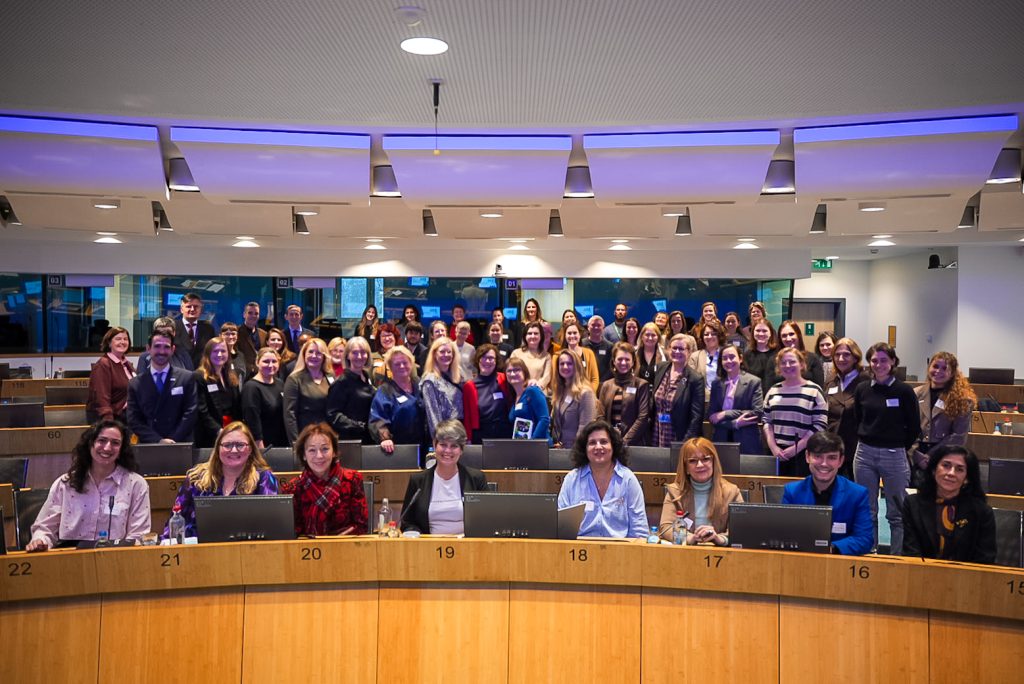 Final showcase event_ picture with all participants