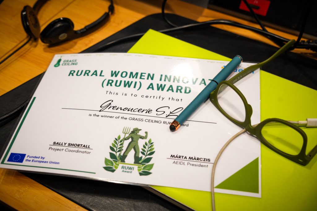 rural women innovation award winner - Grenoucerie SL (certificate on a table)